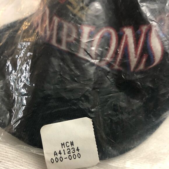 Vintage Chicago bulls 1997 championship snap back hat NWT - Picture 8 of 10